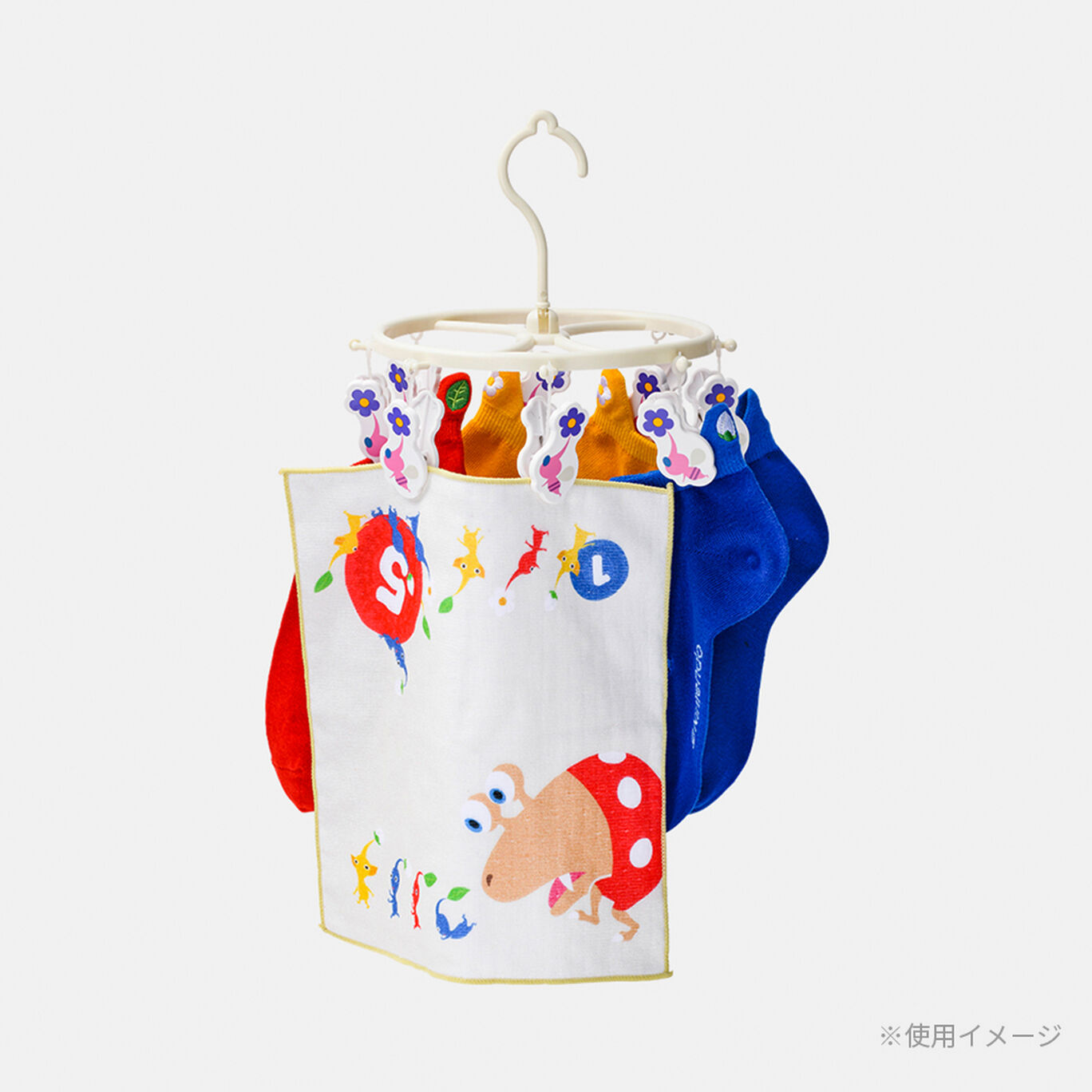 洗濯ばさみ付きハンガー 空を飛ぶ羽ピクミン PIKMIN【Nintendo TOKYO取り扱い商品】